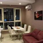 Oresti Center Hotel