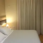 Hotel Oresti Center 3*