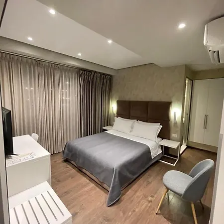 奥雷斯蒂中心酒店 酒店 3*