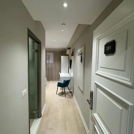 Oresti Center 3* Tirana