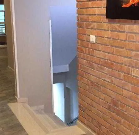 奥雷斯蒂中心酒店