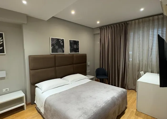 Oresti Center 3* Τίρανα