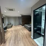 Hotel Oresti Center 3*