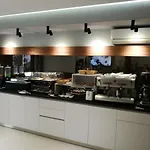 Oresti Center Hotel
