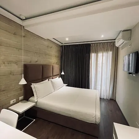 Otel Oresti Center Tiran