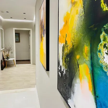 Oresti Center Otel 3*