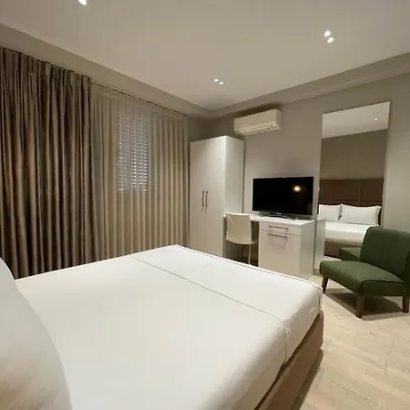 Otel Oresti Center