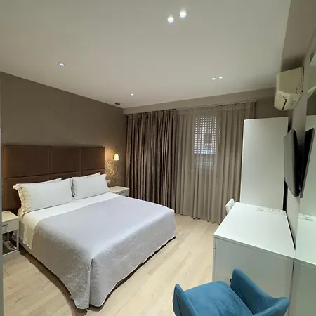 Otel Oresti Center Tiran