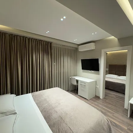 Oresti Center Otel 3*