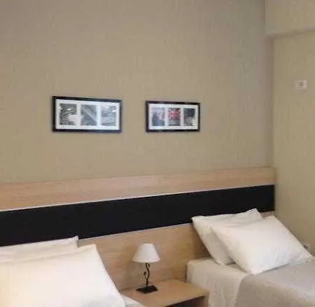 Otel Oresti Center Tiran