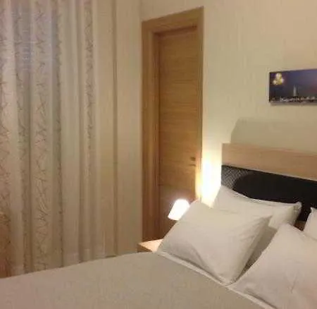 Otel Oresti Center Tiran