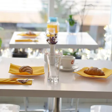 Oresti Center Hotel Tirana