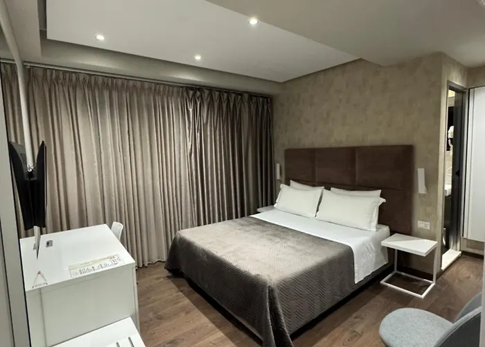 Hotel Oresti Center Tirana